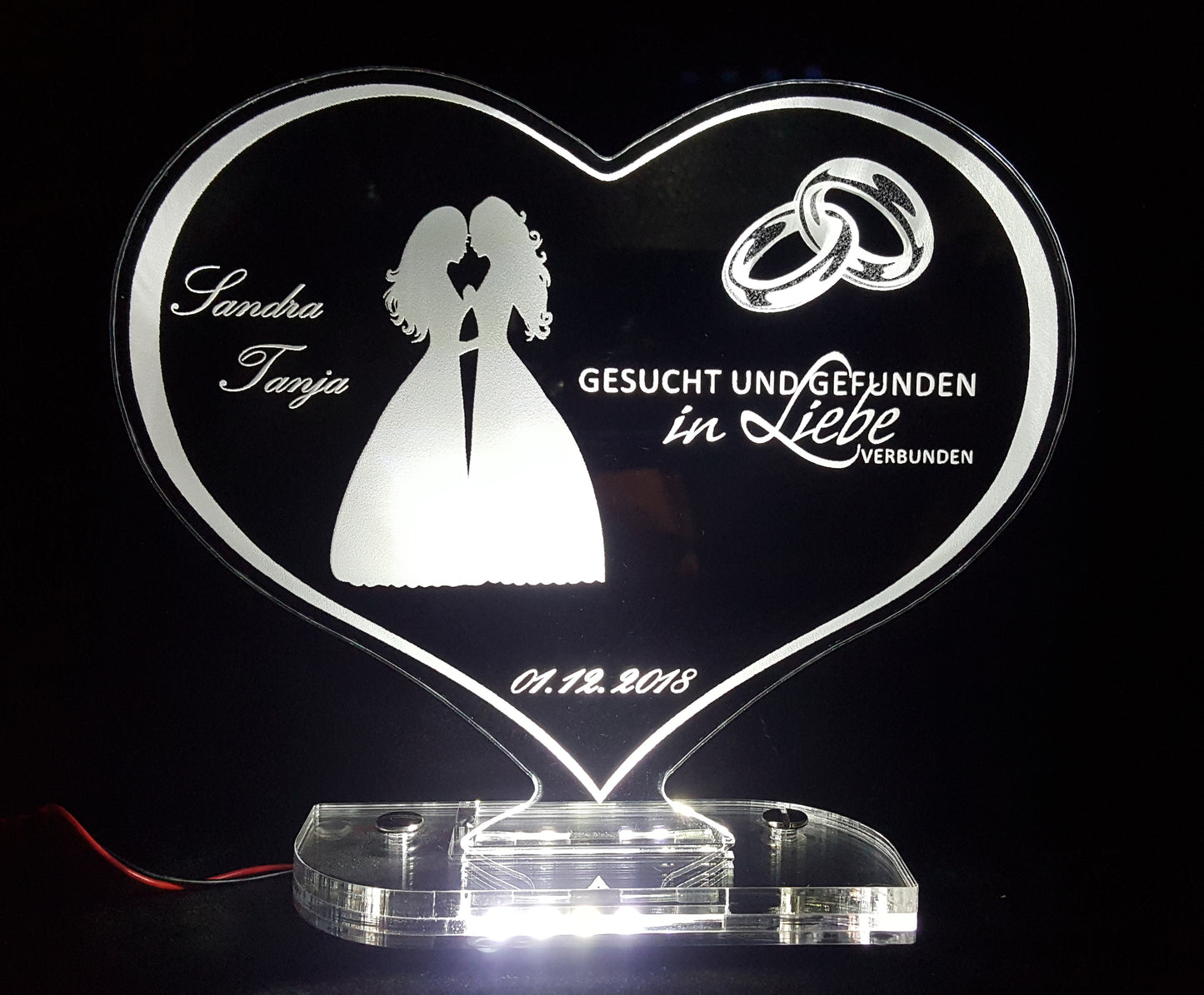 Zur Hochzeit, Gastgeschenk, Hochzeitstorten Deko Motiv "gesucht und gefunden..." Frau/Frau