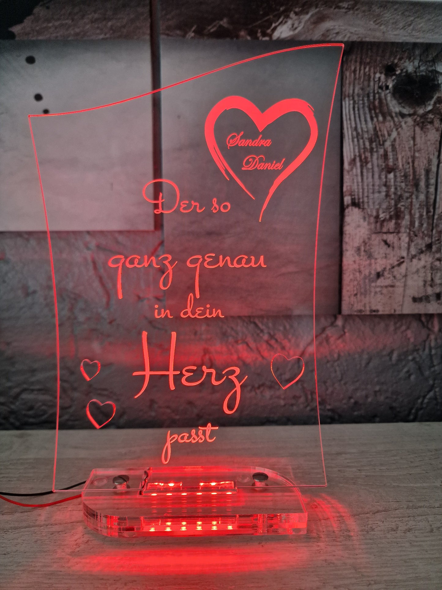 Acryl LED Aufsteller "Der in Dein Herz passt" Personalisiert