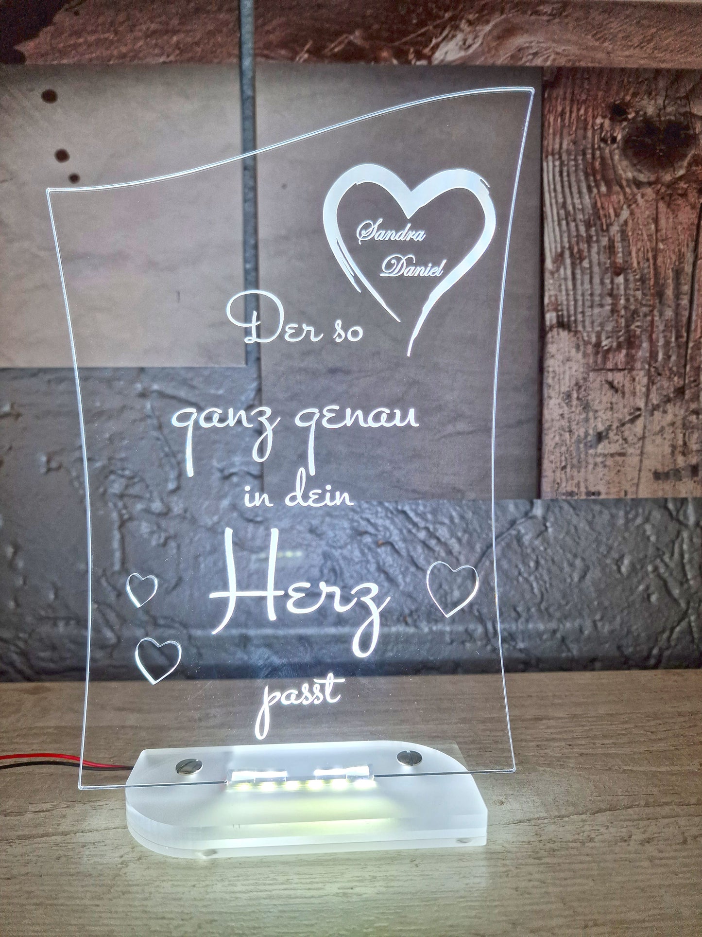 Acryl LED Aufsteller "Der in Dein Herz passt" Personalisiert