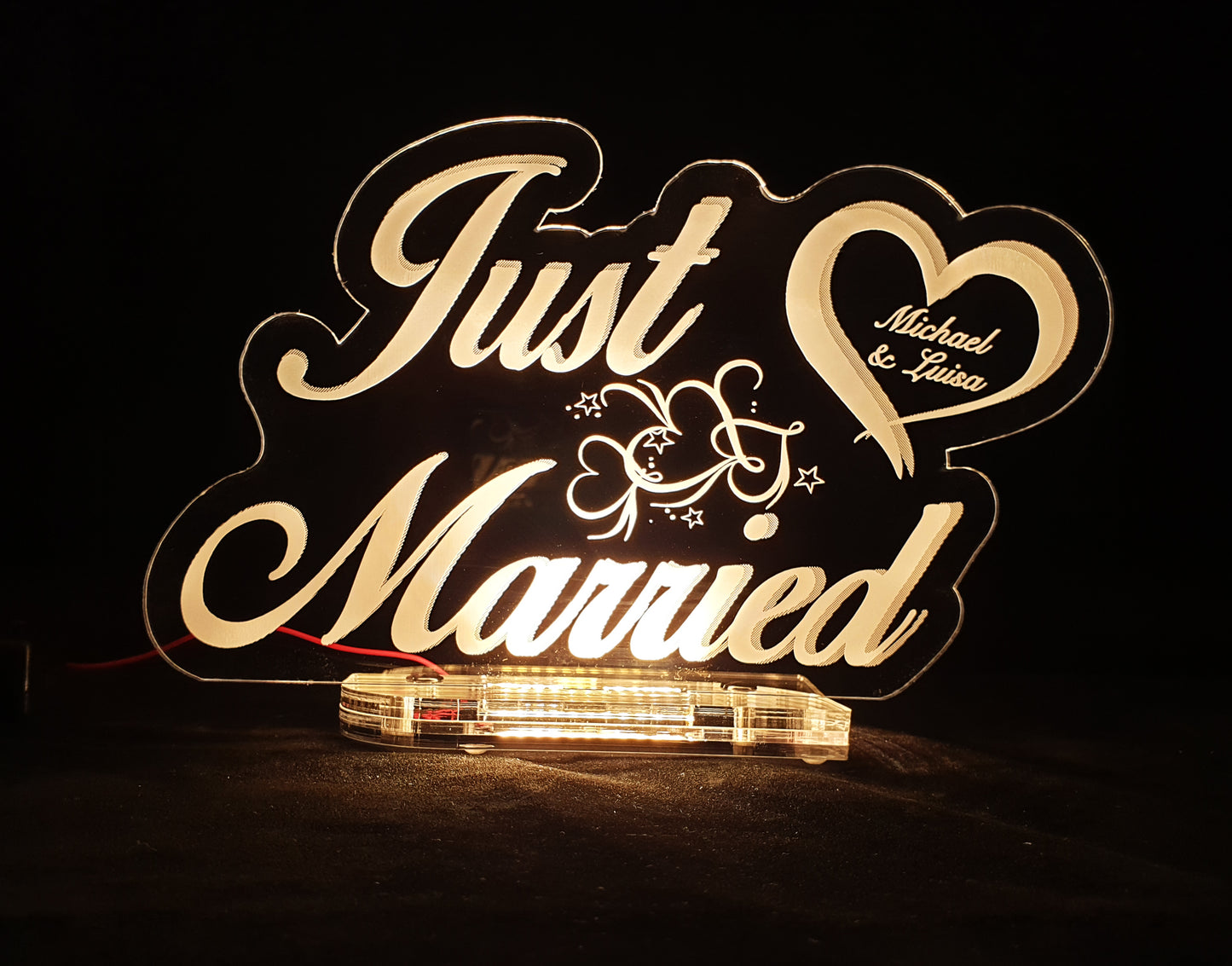 XXL Acryl LED Aufsteller "JUST MARRIED" Personalisiert